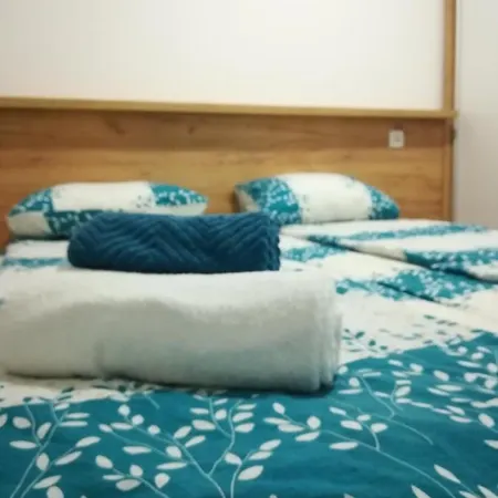 Dunja アパート *