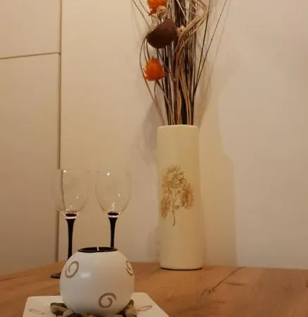 アパート Dunja ヴァリェヴォ